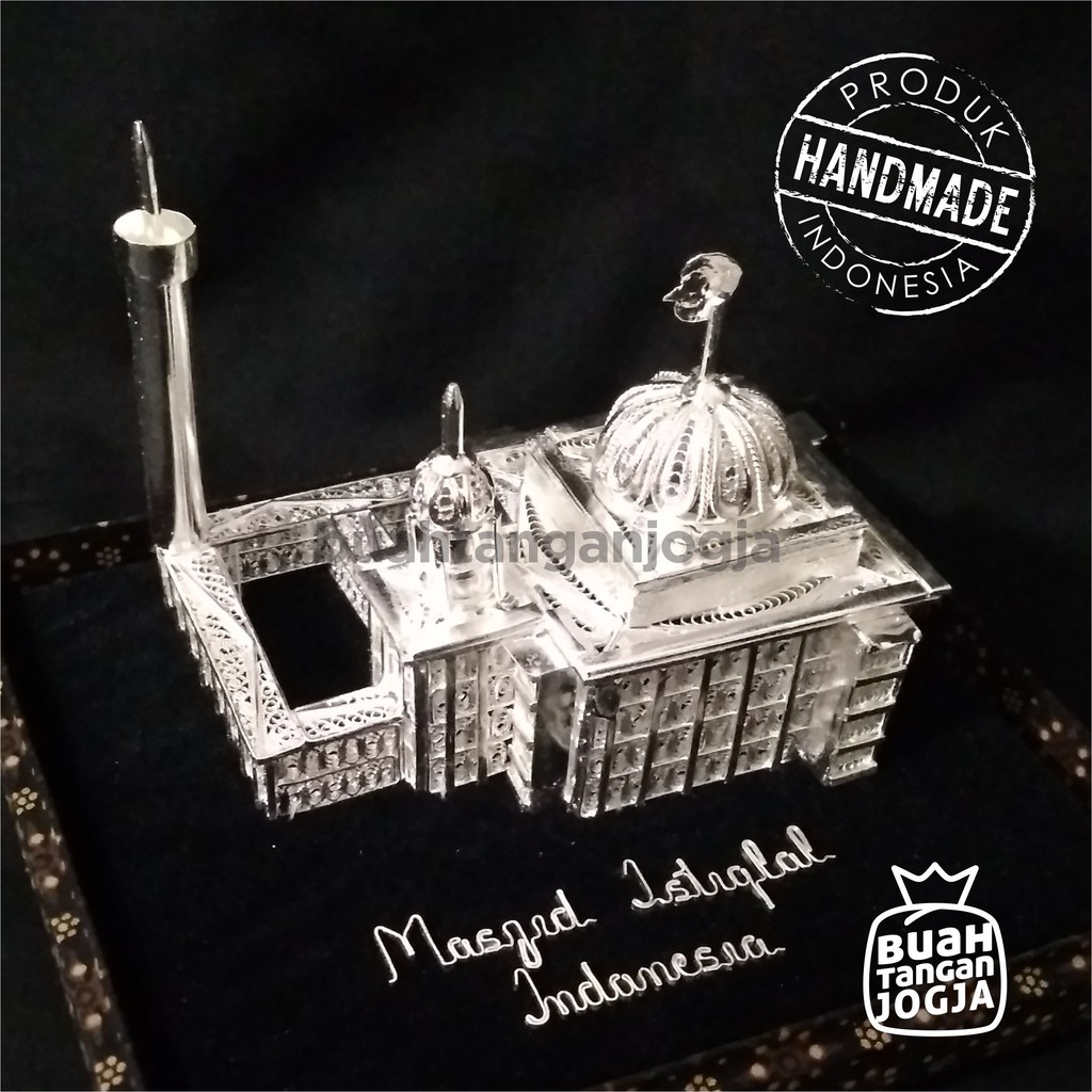 Miniatur Masjid Istiqlal Lapis Perak - Kerajinan Khas Kotagede Jogja