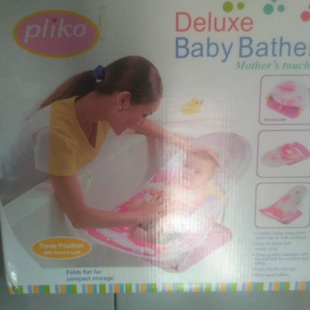 Deluxe baby bather
