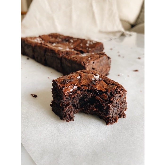 

Sea Salt Gourmet Brownies No. 14 Carlino Bakes