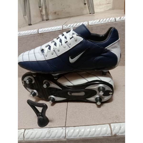 Sepatu Bola Full Besi Kulit Sapi Asli