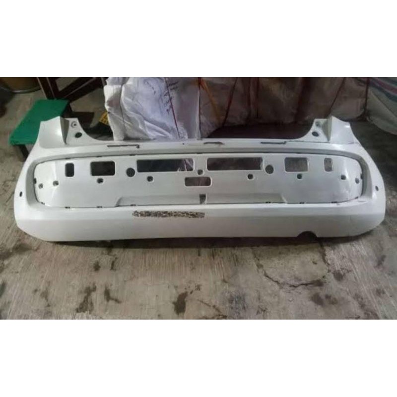 bemper belakang Suzuki ignis