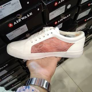 harga nike airwalk