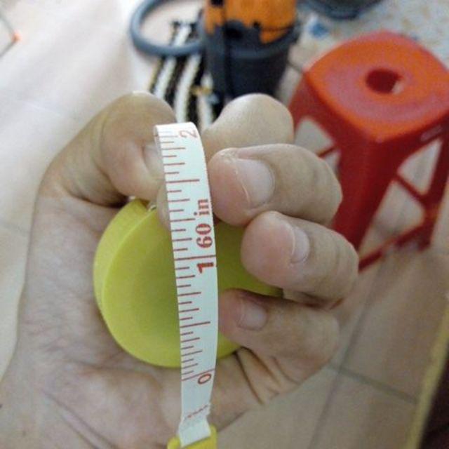 1pc Pita Pengukur Dengan Model Dapat Ditarik Dan Bahan Halus Untuk Perlengkapan Jahit