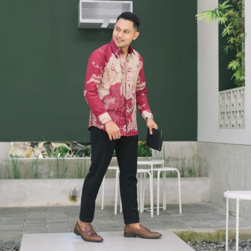 Kemeja Batik Pria Lengan Panjang Slim Fit Premium Modern Full Furing Katun Halus CENDRAWASIH MERAH