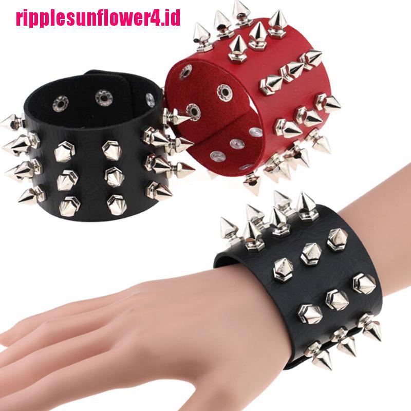 Gelang Bangle Kulit PU Hias Rivet Tiga Baris Gaya Punk Gothic Rock