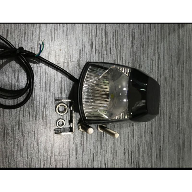 Lampu tembak led cree E03B  sorot dan USB Charger