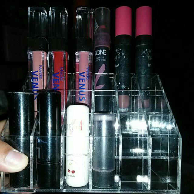 Acrylic Tempat Lipstik Ukuran Kotak 2cm, T24