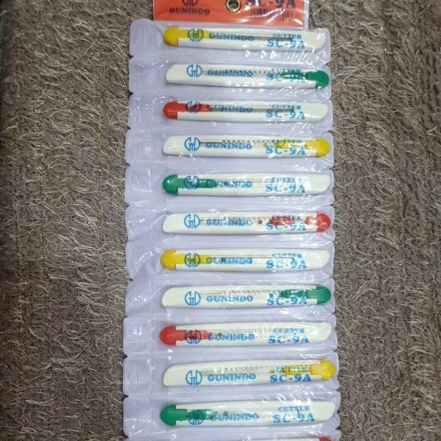 

Cutter Gunindo Kecil SC9A isi 12pcs