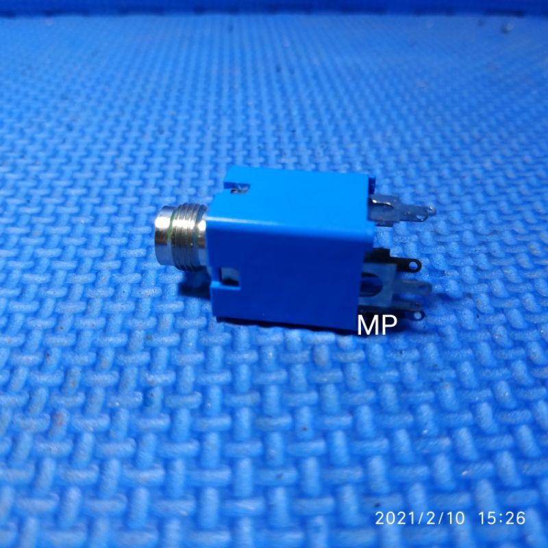 Soket Akai TOA BMA mic warna biru