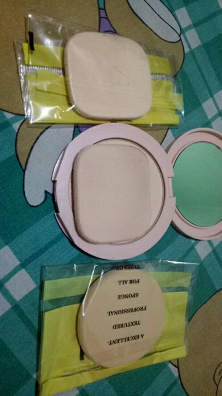 Rembuk / Powder Puff Spons A-kasi Bulat / Persegi