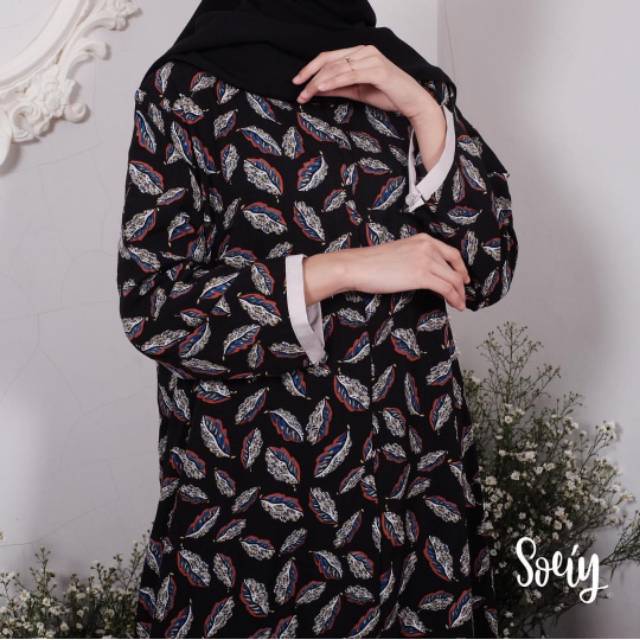 (SOLD) Daster Soeiy Black Leaf bundling Neva Bag Local.id