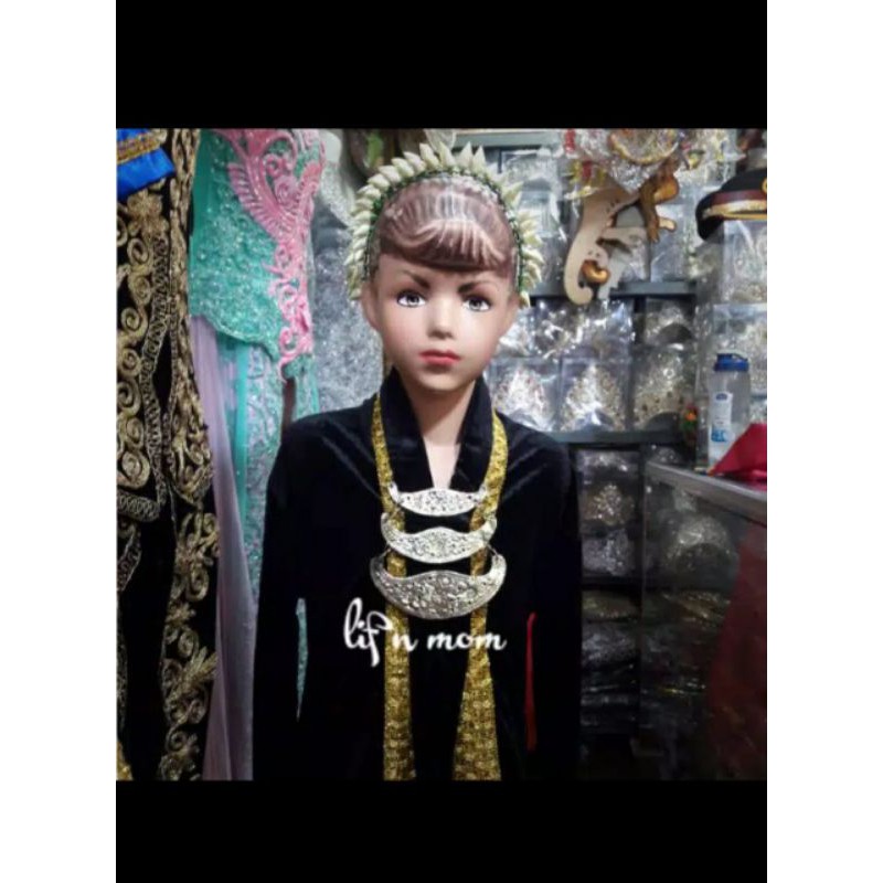 kebaya anak #baju bludru #baju adat jawa anak # baju anak solo