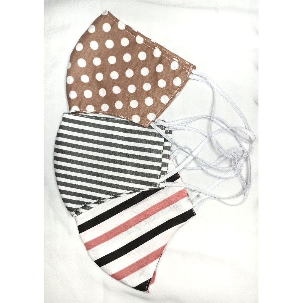 Masker hijab motif 2 lapis tali karet hijab headloop kain Masker hijab motif 2 lapis tali karet hijab headloop kain