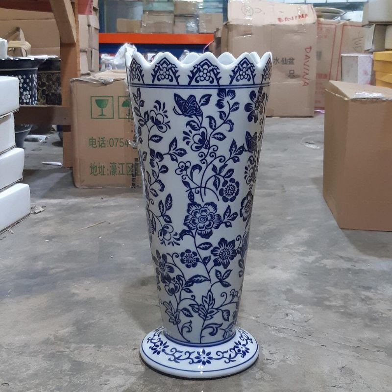 vas bunga keramik biru putih Jual pajangan keramik import Jual keramik biru pitih Vas bunga keramik