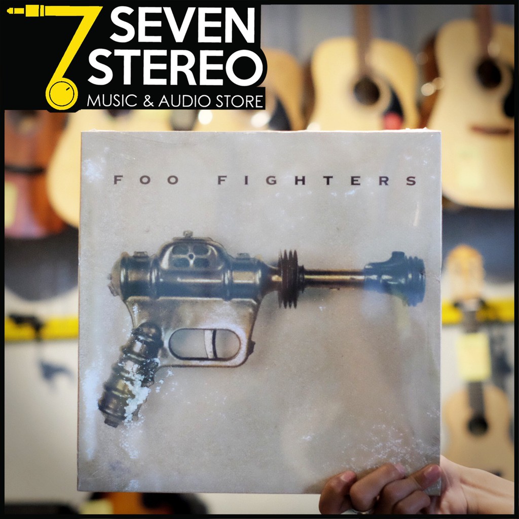 Vinyl Piringan Hitam Foo Fighter