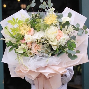 Big Line Frame Kertas Bunga Wrapping Cellophane Paperwrap Buket Bunga Bungkusan Bunga / Flower Wrapping / Cellophane / Wrap / Kertas Bunga / Kertas Kado / Flower Paper / Kertas Grosir / Kertas Import / Kertas Cellophane / Florist / Buket Bunga / Florist S