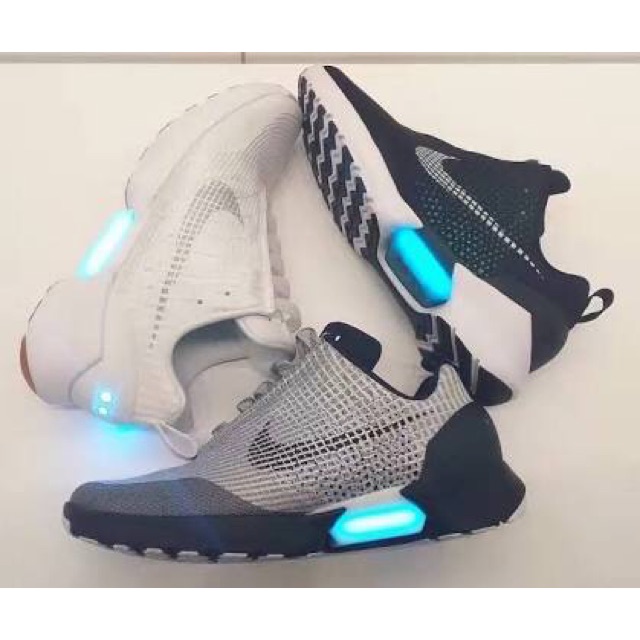 hyperadapt 1