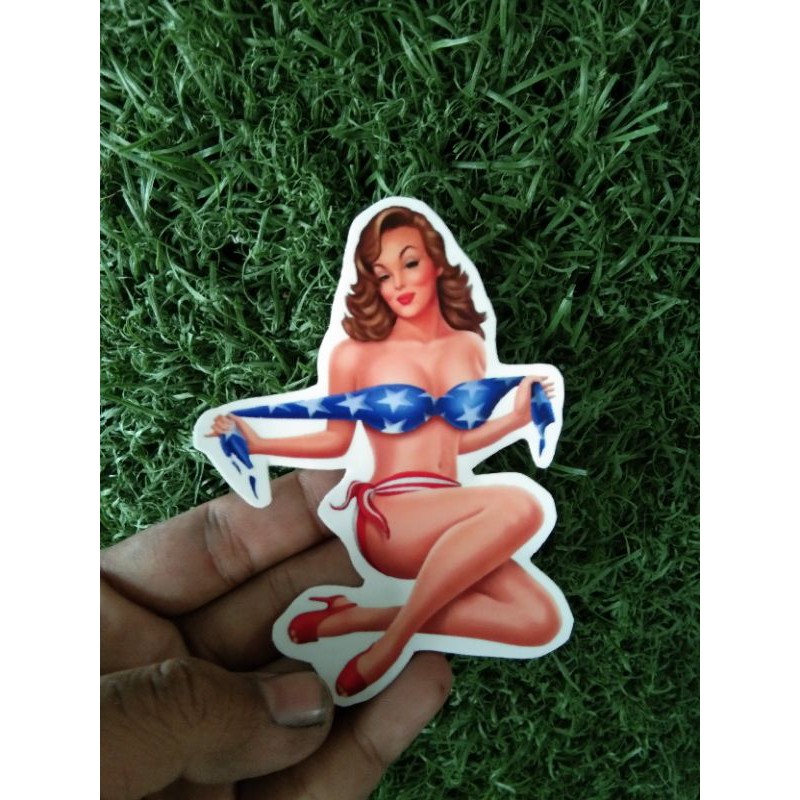 

stiker pin up girl transparan anti air kode 09