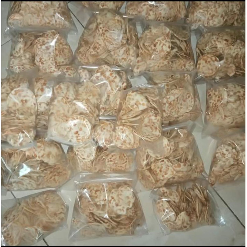 

KERIPIK TEMPE 1KG