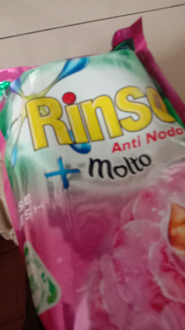 Rinso Deterjen Cair All Varian 750ml