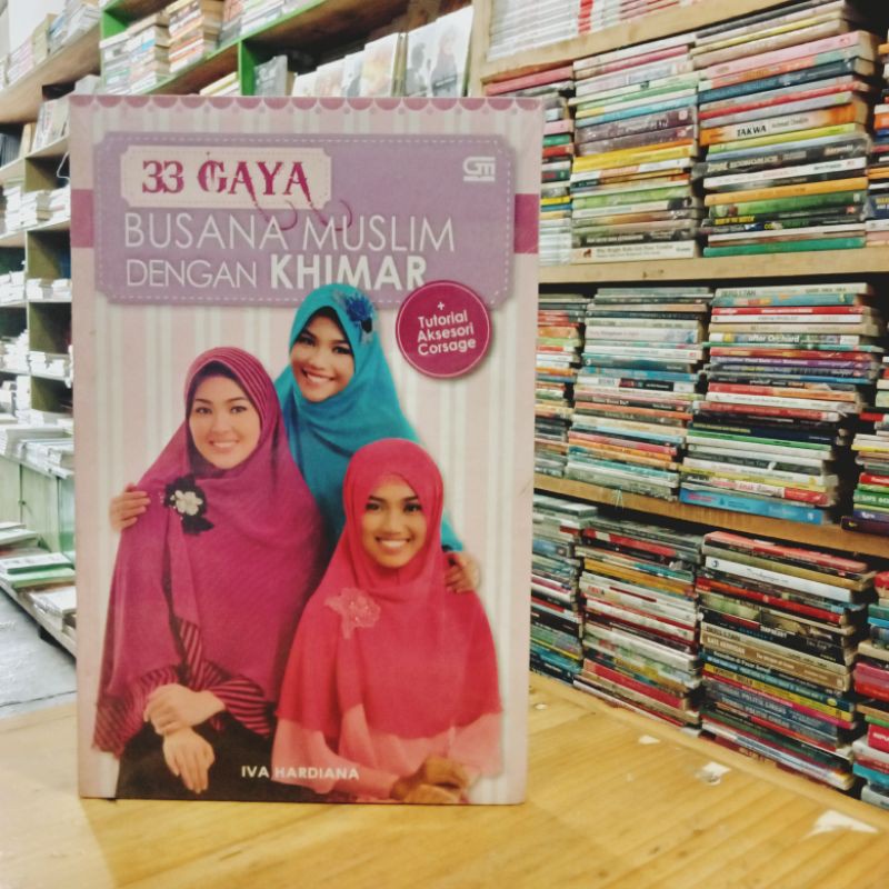 33 GAYA BUSANA MUSLIM DENGAN KHIMAR