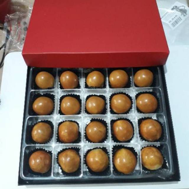 

DUS NASTAR / BOX NASTAR (15 BOX)