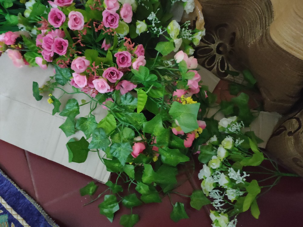 Bunga Plastik Kelereng Besar