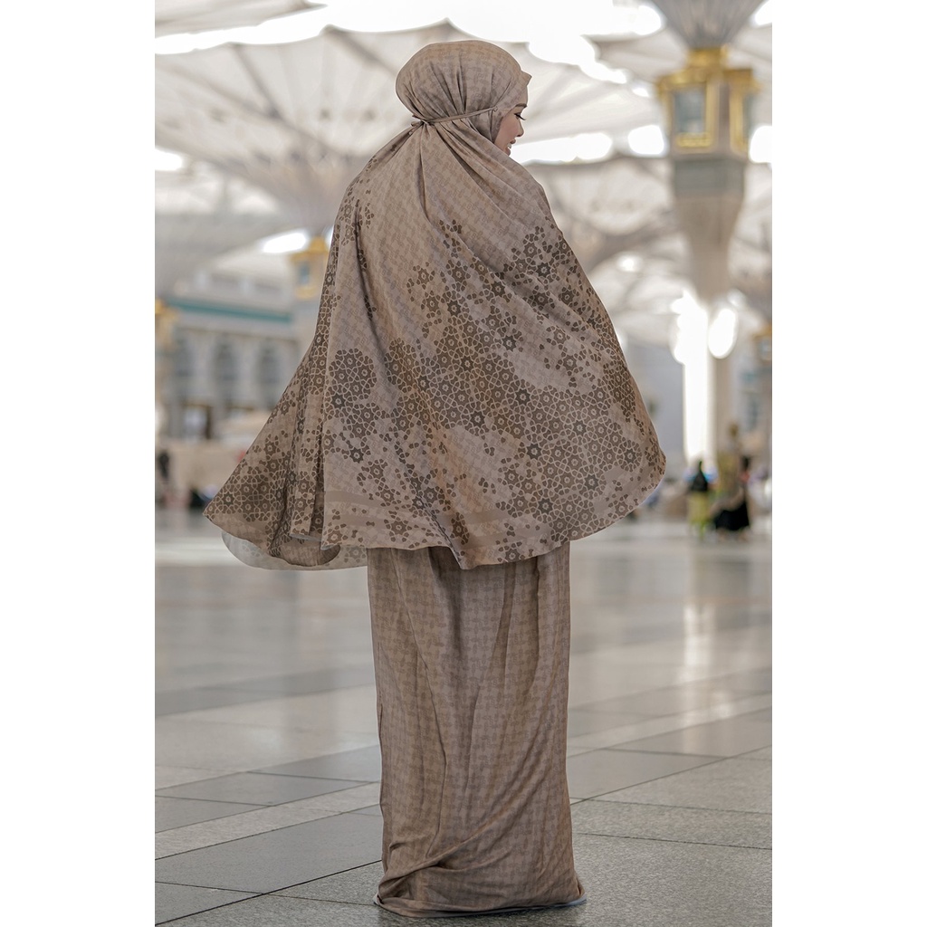 Haramain Prayer Robe - Tan