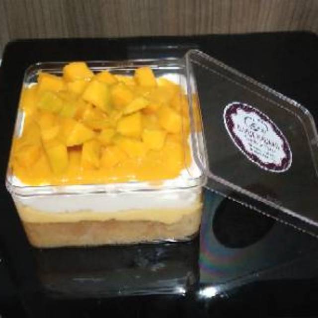 

Mango Dessert Box