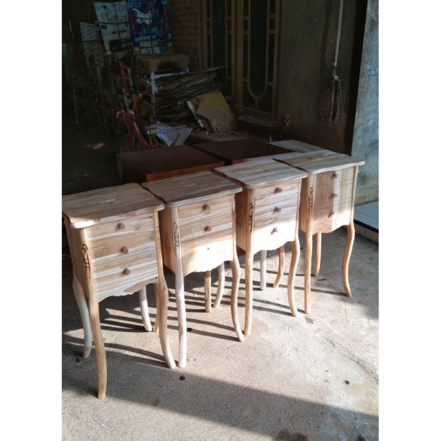 Meja pot kotak amplop dekorasi pelaminan