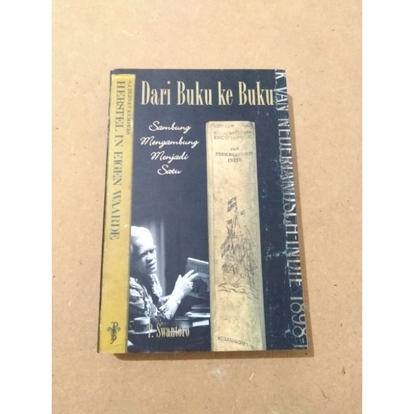 Dari Buku ke Buku Sambung Menyambung menjadi satu P Swantoro