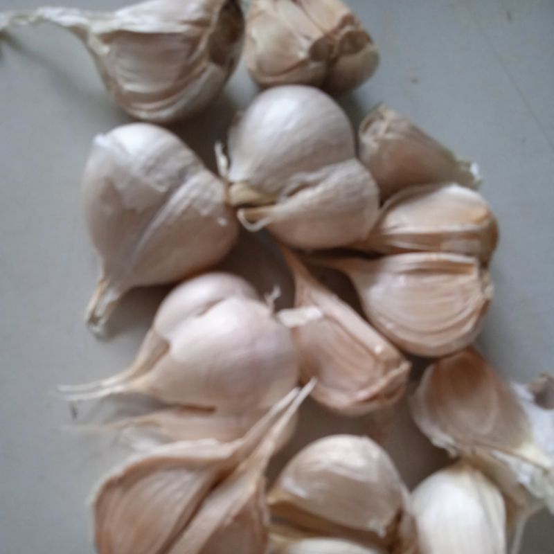 

bawang putih cutting 250gr
