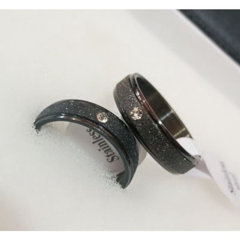 GY Cincin Titanium silver gold  Hitam Black Anti Karat luntur Pria Dan wanita