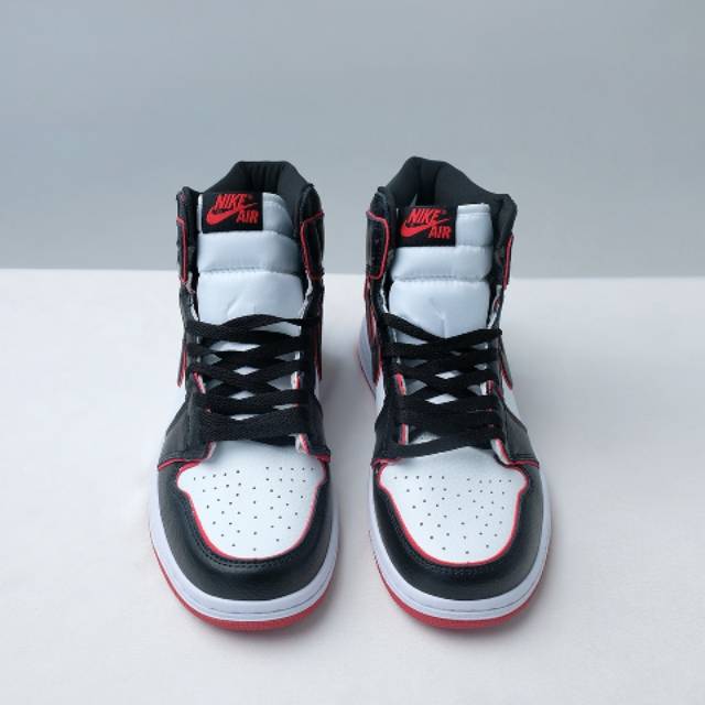 Nike Air Jordan 1 Retro hight