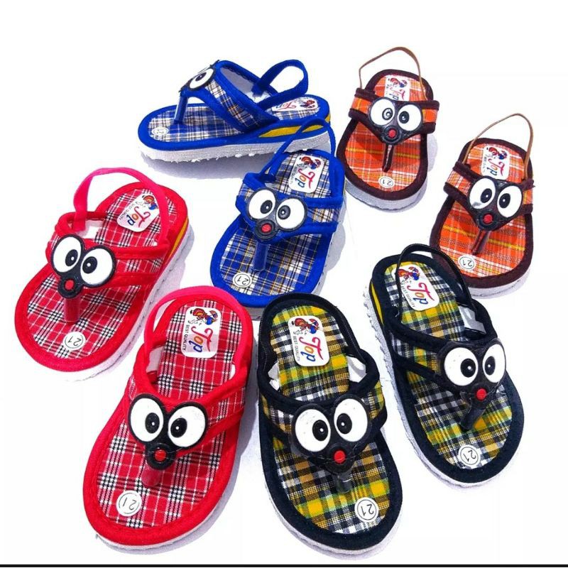 sandal anak bunyi motif kotak