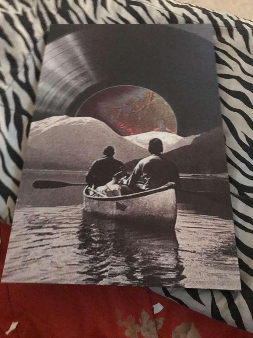 Poster Custom + Bingkai Kayu (45x30)