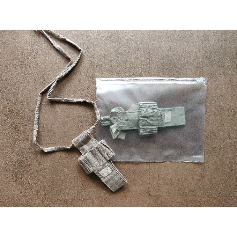 

Sanitizer Holder - Lanyard - Pouch - DIA Botanica