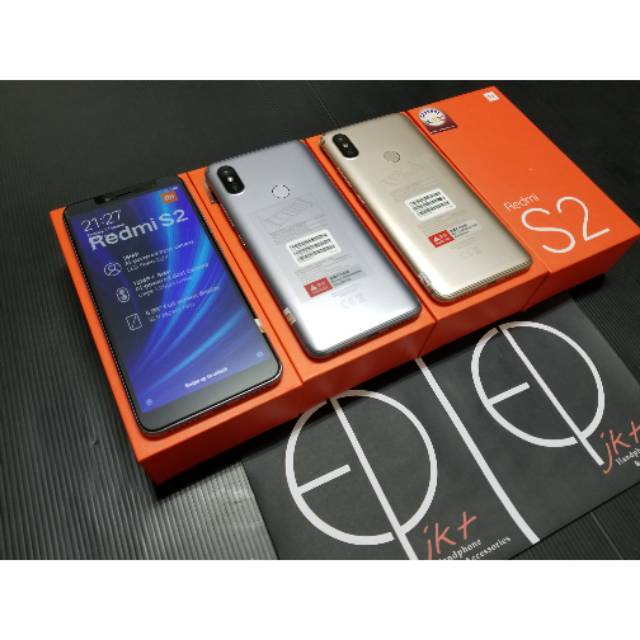 Xiaomi redmi 2 характеристика. Редми 3s. Xiaomi Redmi s2. Наушники Xiaomi Redmi 3s. Xiaomi Redmi s2 дисплей.