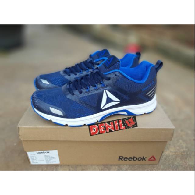 reebok ahary