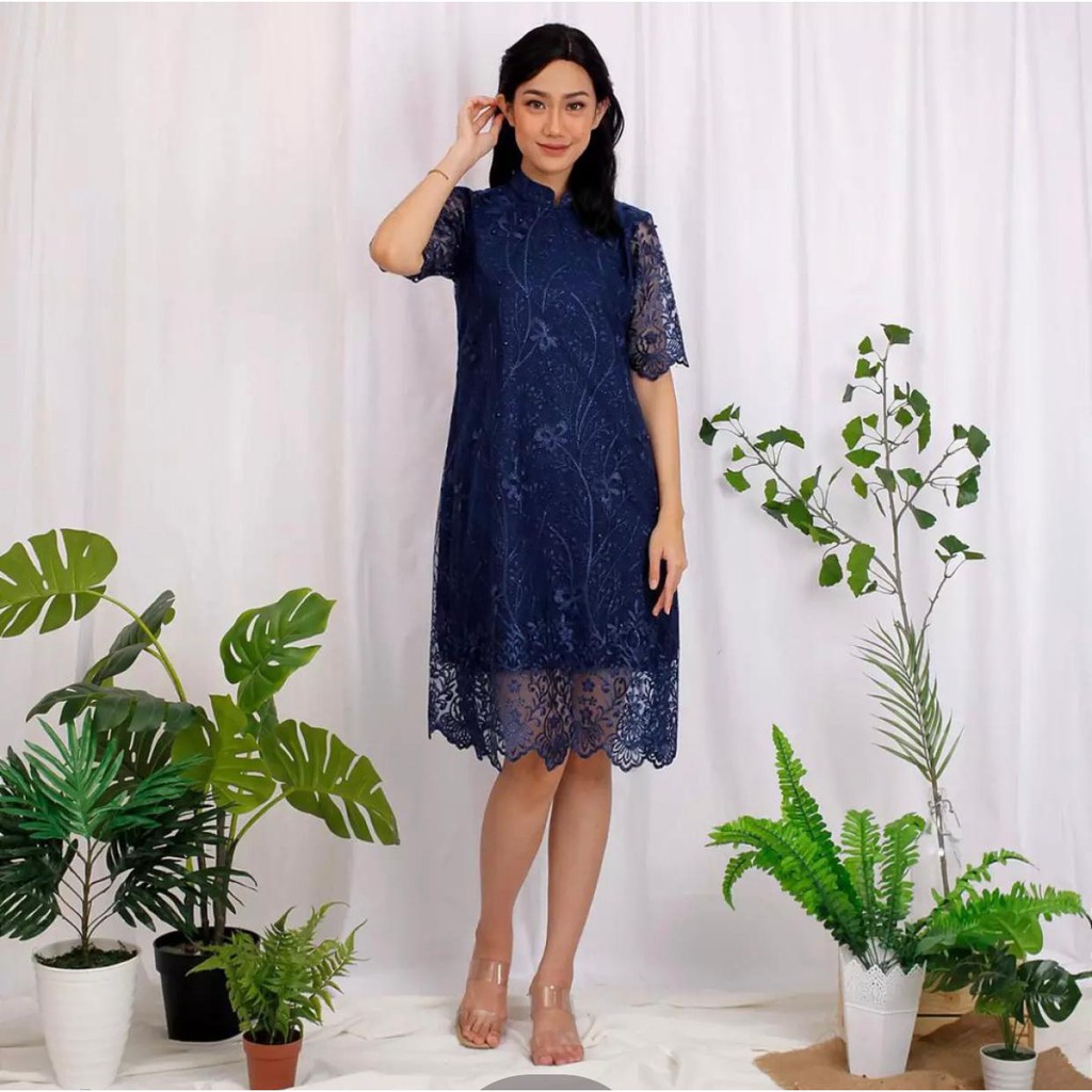 Dress Shanghai Premuim Brokat Natal Gereja Imlek