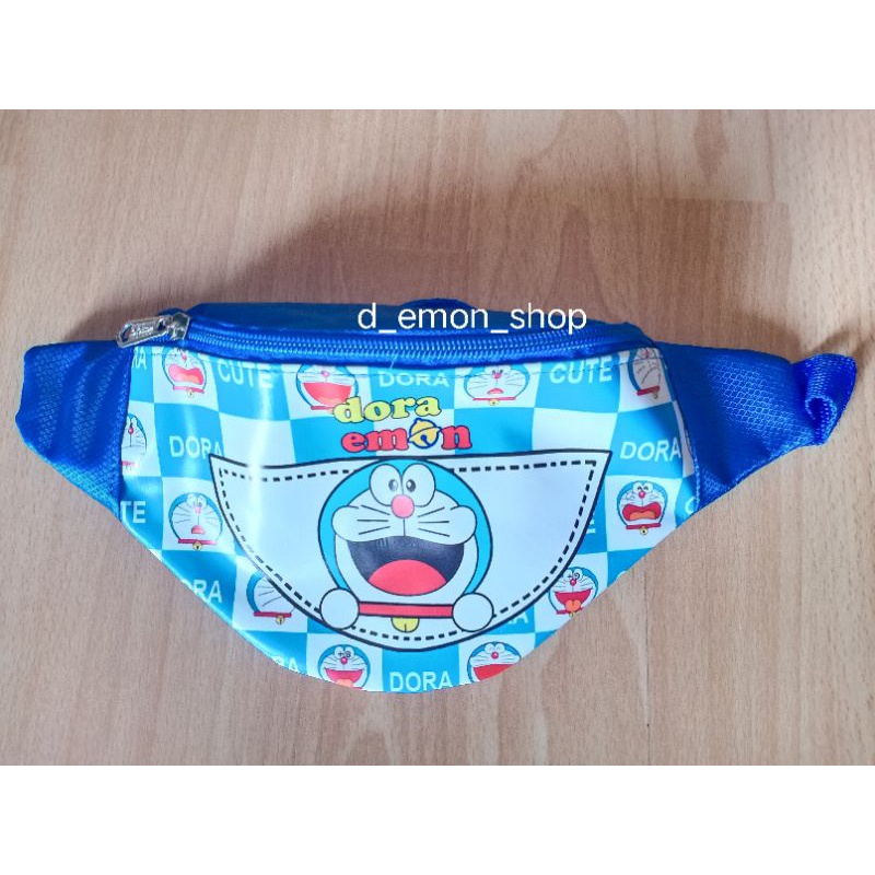 Waistbag anak doraemon/tas pinggang anak karakter doraemon