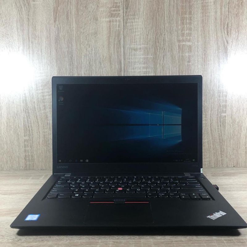 Laptop LENOVO CORE i5 / i7 RAM 8GB SSD 256GB Mulus / Original / Bergaransi