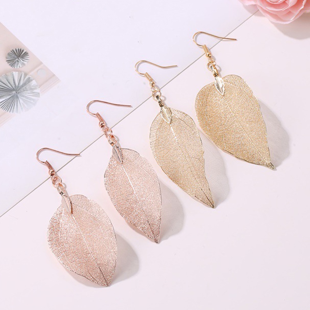 Hu Hu Hu Hu Hu Alat Bantu Pasang Kacamata♡ Anting Kait Gantung Statement Wanita Desain Daun Hollow Gaya Vintage Untuk Pesta