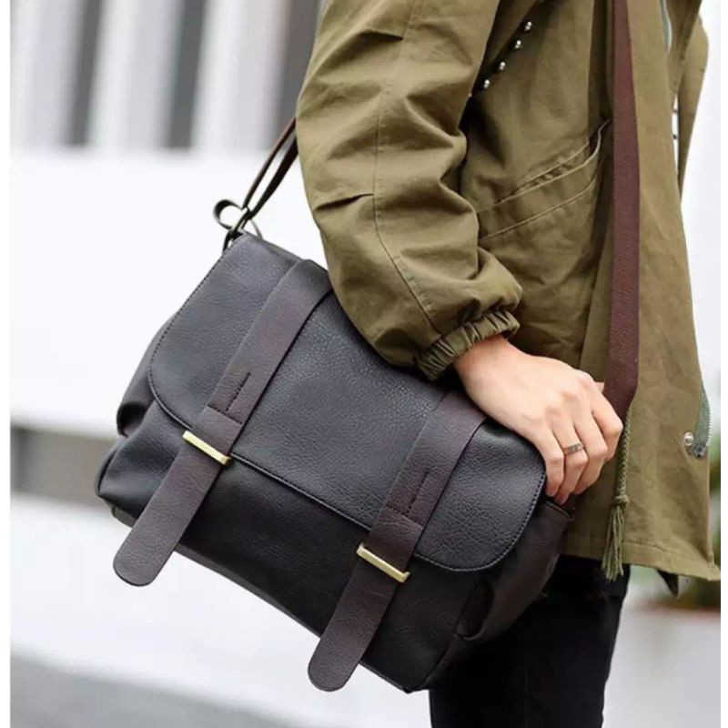 TAS KERJA KULIT BESAR