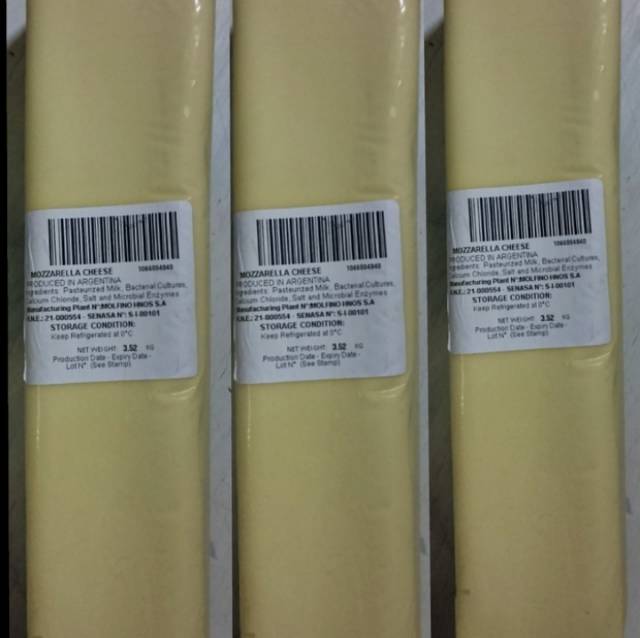 Cheese Mozzarella Argentina Repack 250 gr / Keju Mozzarella Import