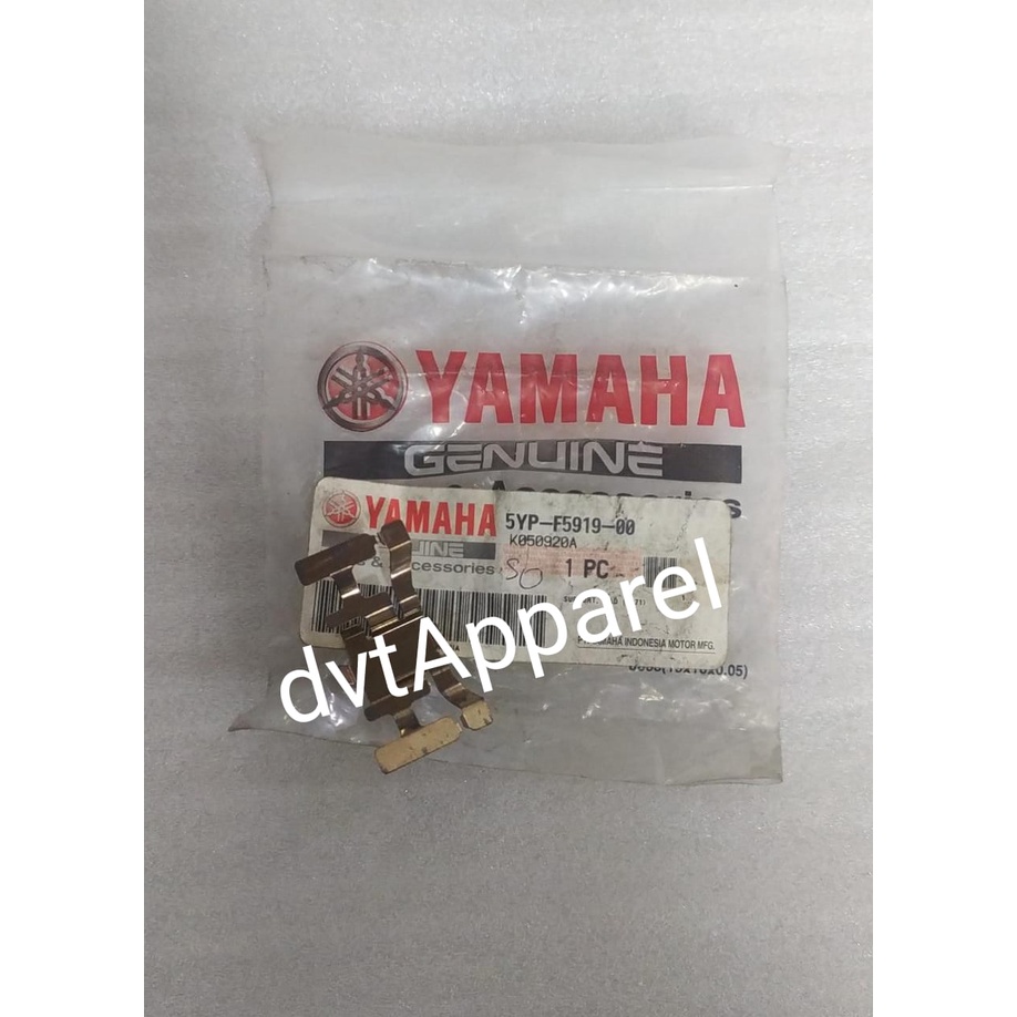 DUDUKAN KAMPAS BELAKANG NMAX SUPPORT PAD NMAX ORI YGP 5YP-F5919-00 5P0-F5919-01