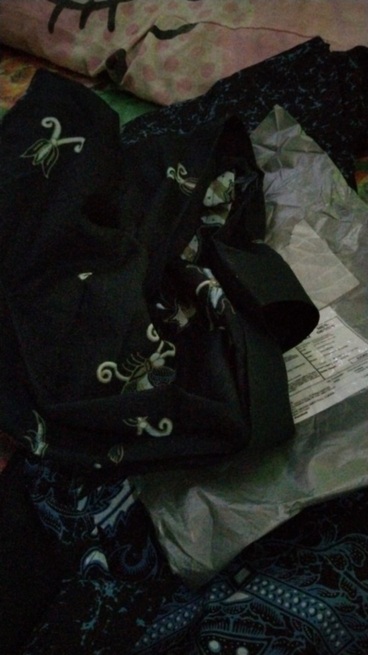 Kemeja Batik Merak Biru Full Furing Katun Halus Ori Solo