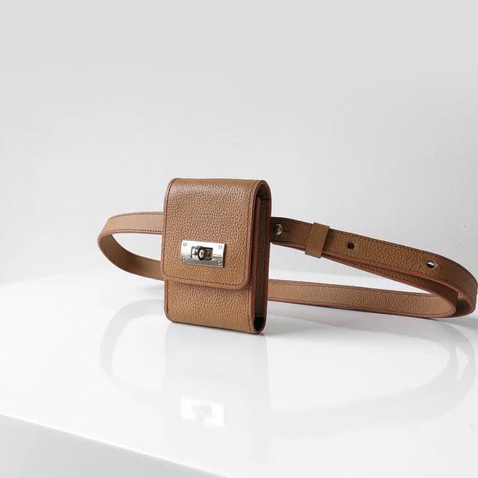 

Pengiriman Cepat ZILIA LEATHER for MOSS The Label - Belt Bag (TAN) STOK TERBATAS