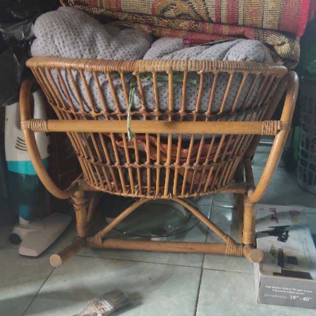 Ayunan/ranjang bayi rotan