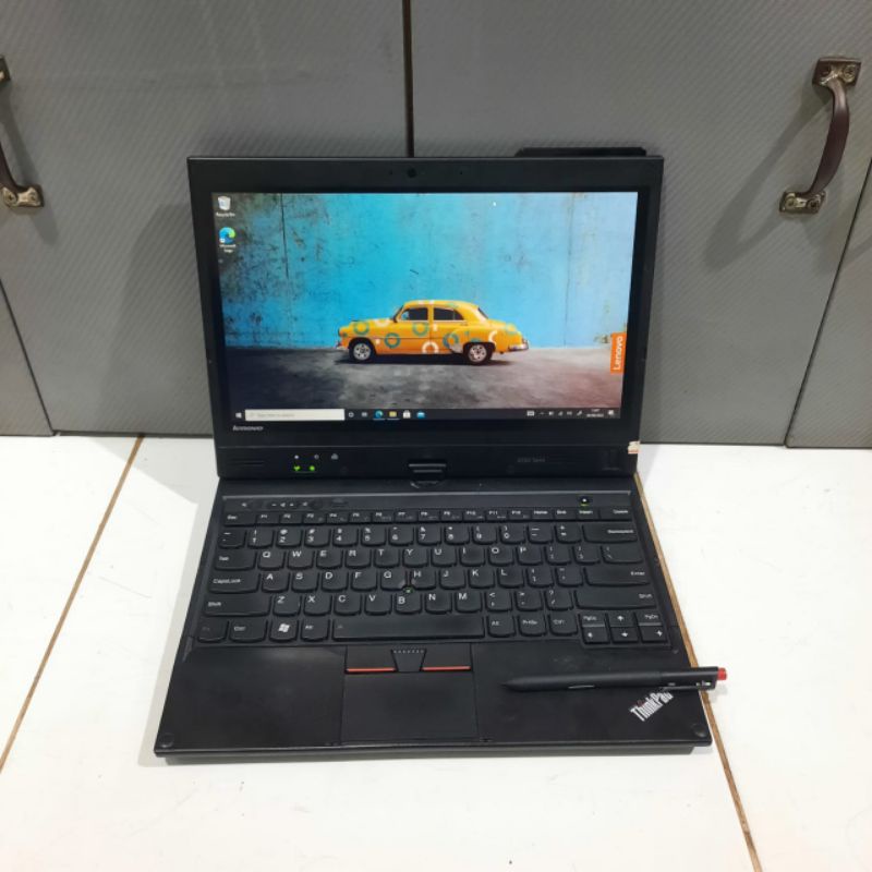 Laptop Thinkpad X230i Tablet Core i3-2370M incloud Pen Stylus Ram 4 Gb /320 Gb ( Full Touchscreen) Layar Flip Bisa Diputar Jadi Tab